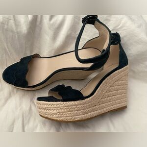 Pelle Moda Midnight Black Ryne Wedge Platform Sandal size 7 NWOT